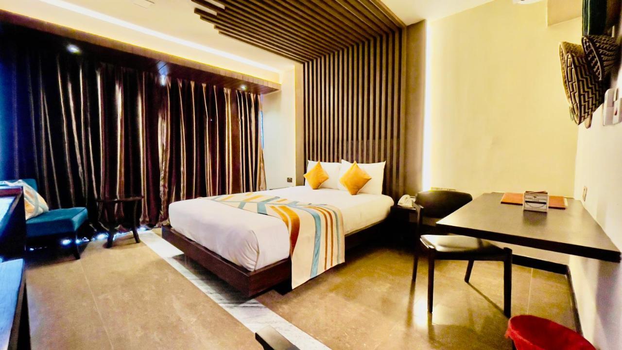 Kabira Country Club 4* Kampala