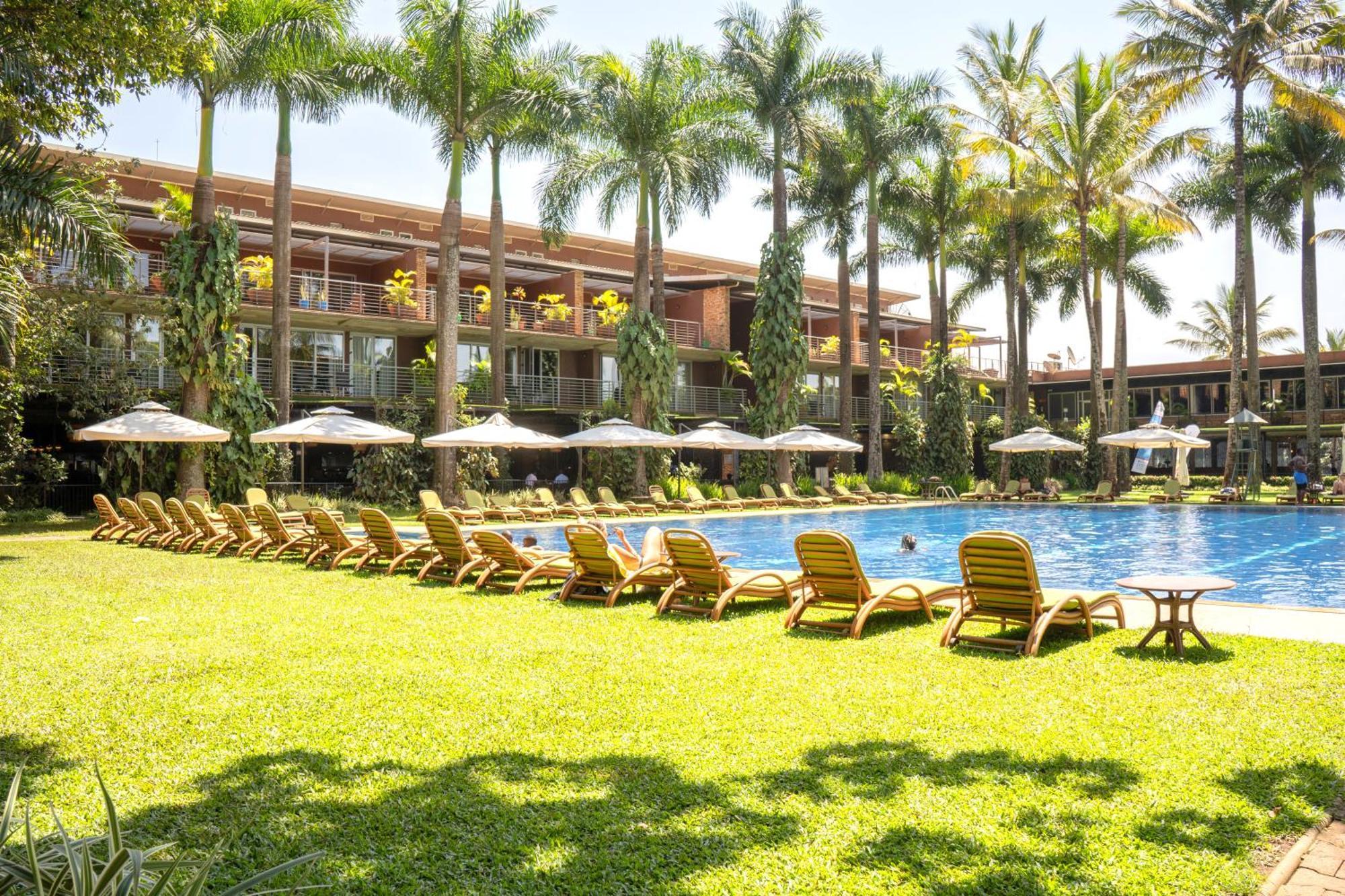 Hotel Kabira Country Club